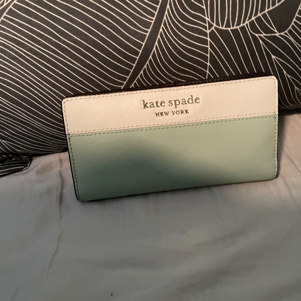 Kate spade wallet